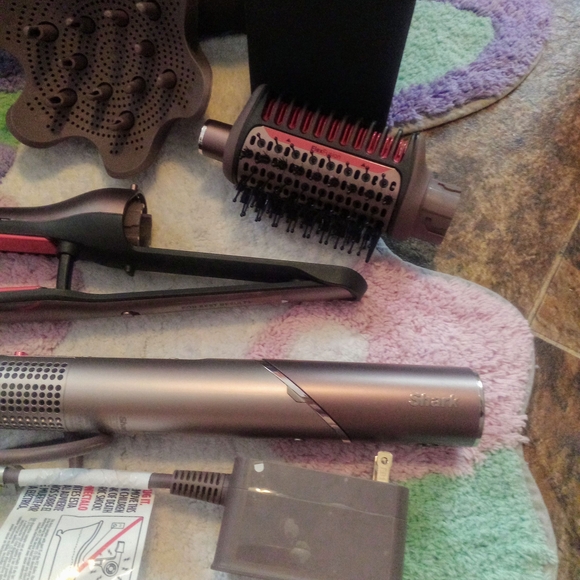 FlexFusion Hair Styling Tool - Silver - Picture 5 of 10